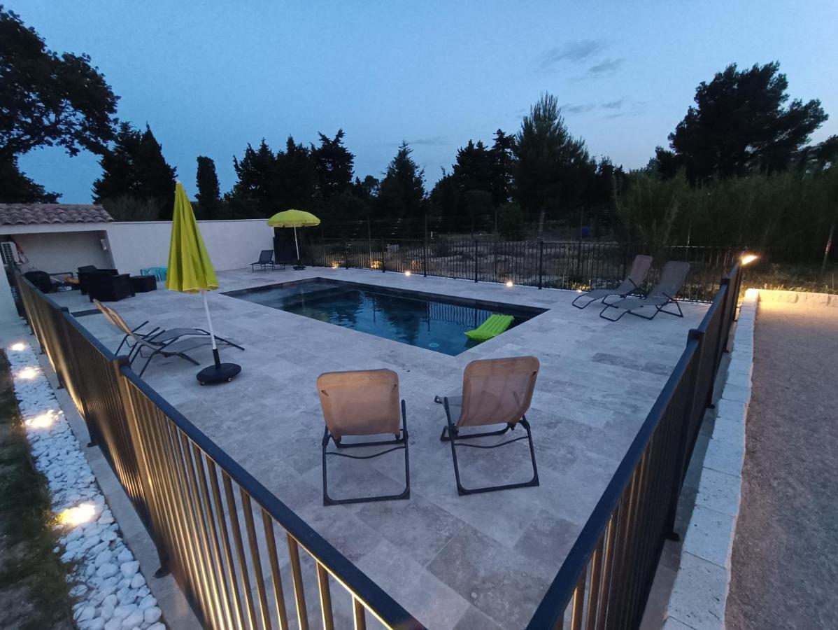 Maison Independante Avec Piscine, 10Min Avignon Pujaut Dış mekan fotoğraf